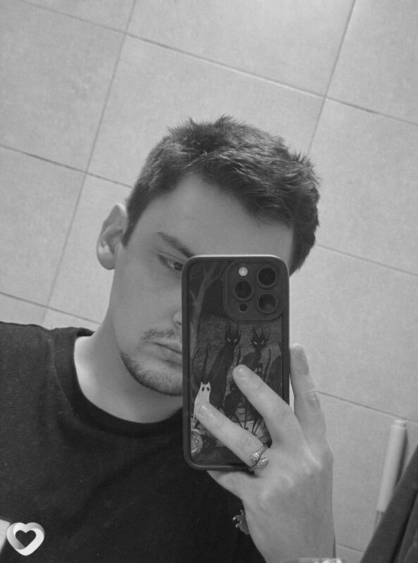 Максим, 29, Луганске — анкета №2931695