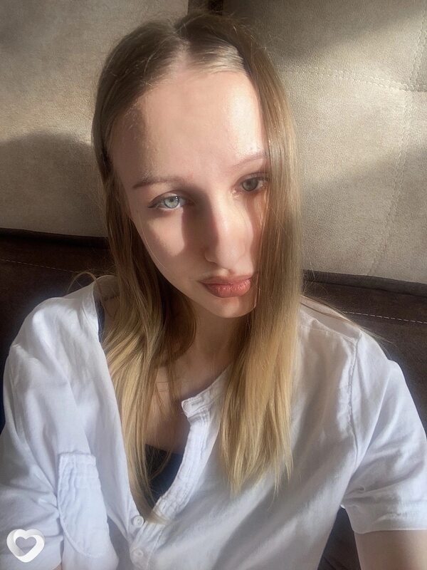 Полина, 19, Сургуте — анкета №2933089