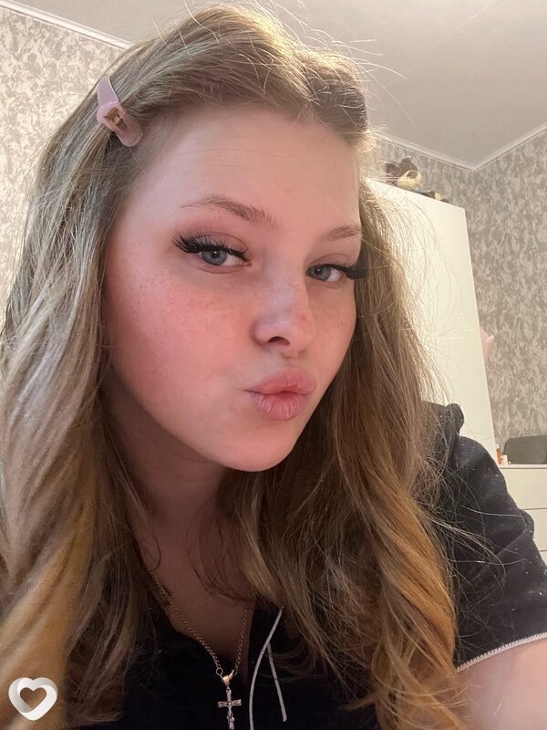 Anna, 19, Минске — анкета №2933662