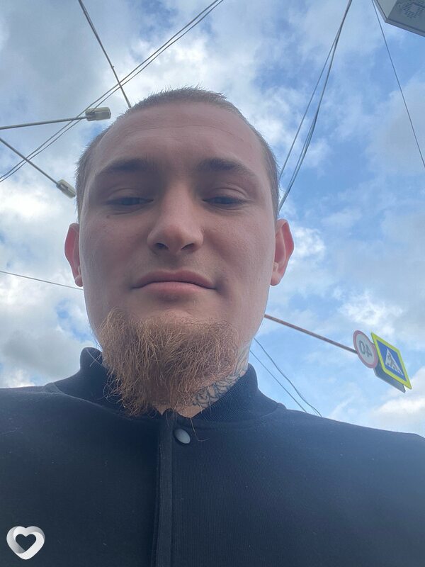 Денис, 25, Москве — анкета №2934184