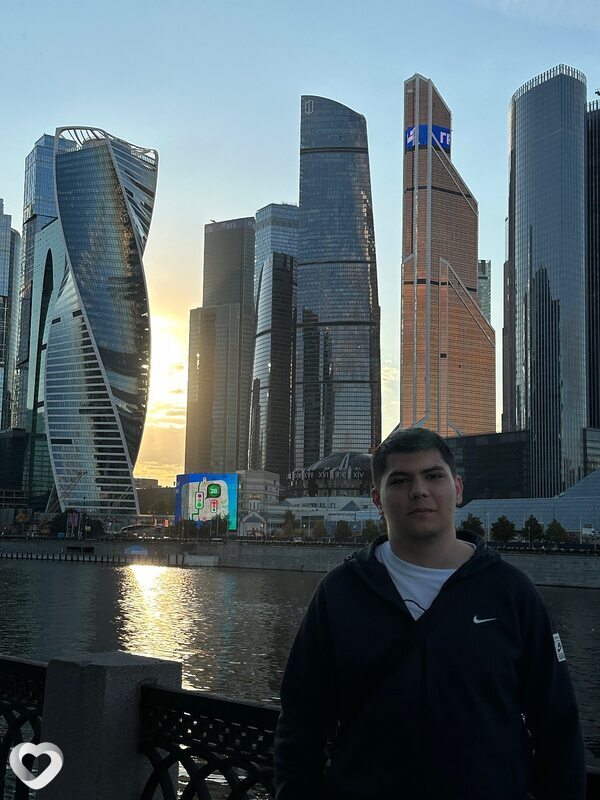 Даня, 19, Москве — анкета №2934385