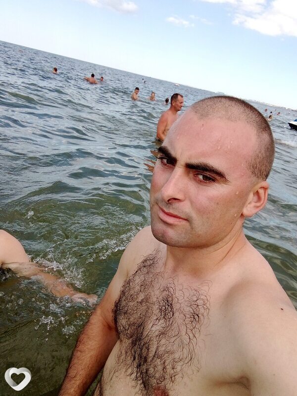 Артём, 28, Феодосии — анкета №2934315