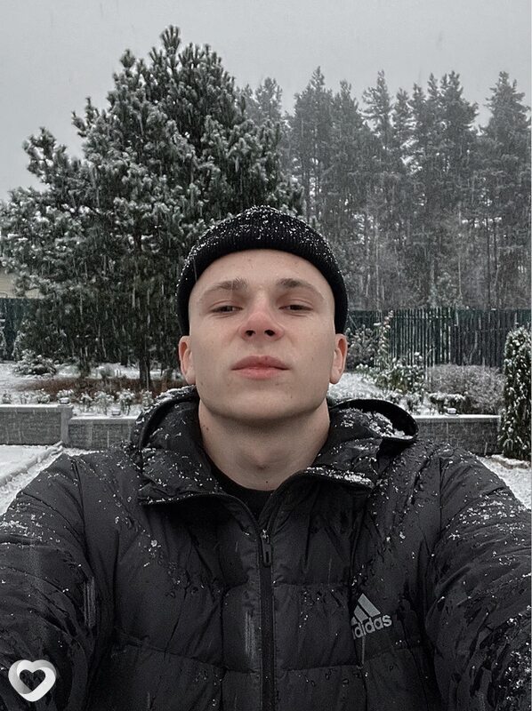 Илья, 26, Санкт-Петербурге — анкета №2934646