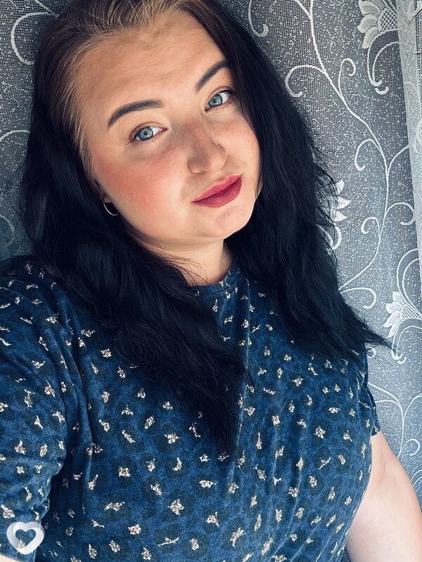 Анюта, 22, Шахтах — анкета №2934863