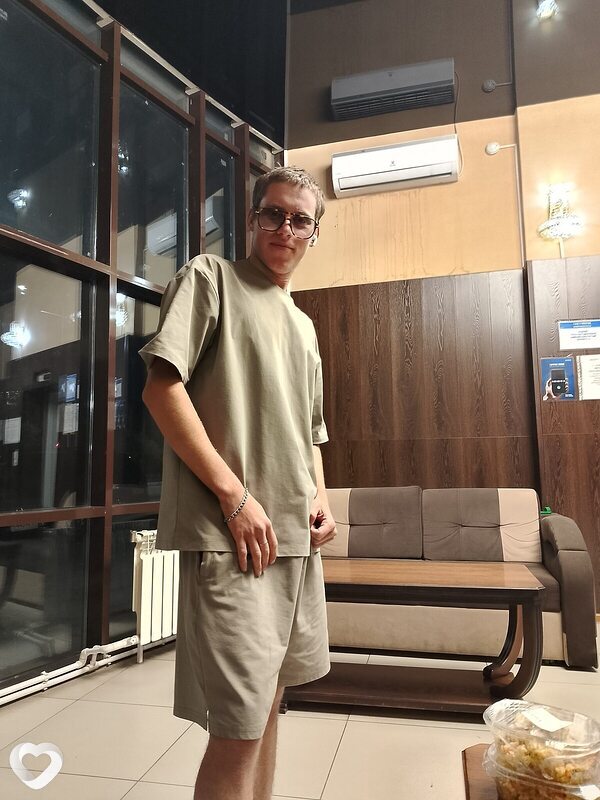 Даня, 20, Астрахани — анкета №2935060