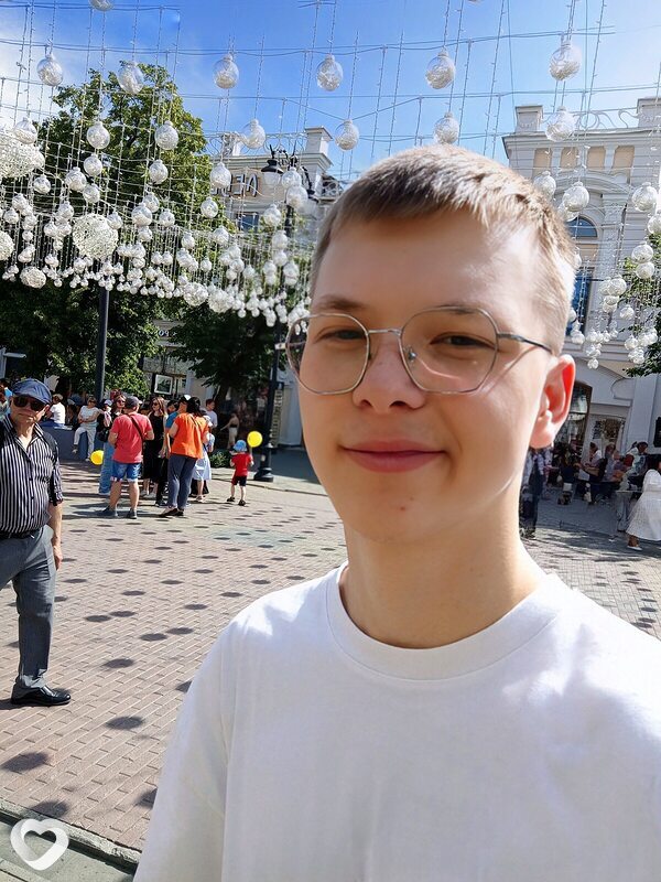 Артур, 18, Воронеже — анкета №2935266