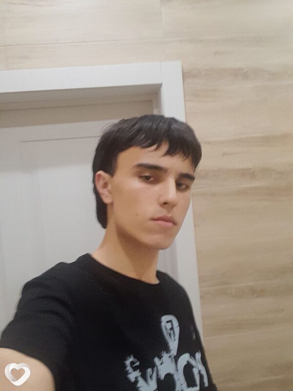 Тимур, 19, Казани — анкета №2935764
