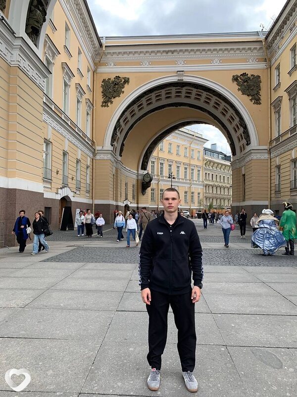 Андрей, 18, Санкт-Петербурге — анкета №2935734