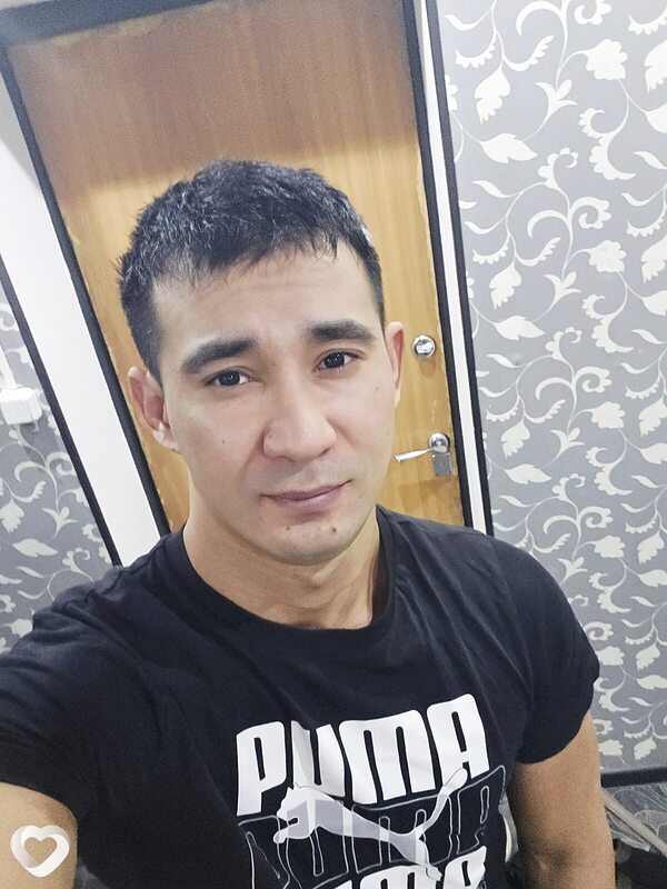 Алик, 31, Саратове — анкета №2935561