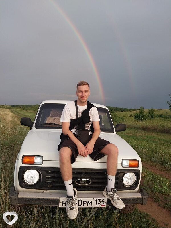 Александр, 18, Саратове — анкета №2935429