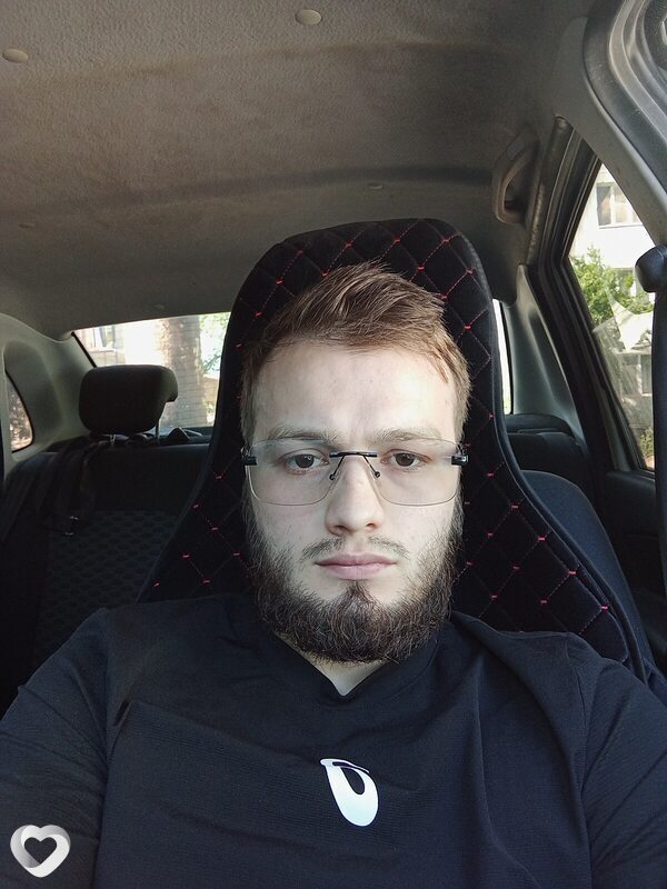 Хусейн, 27, Каспийске — анкета №2935917