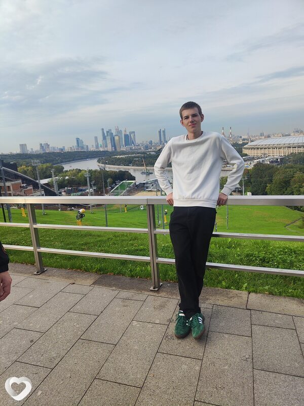 Михаил, 18, Ивантеевке — анкета №2936095