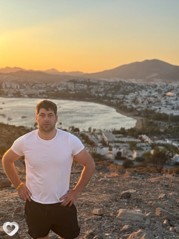 Олег, 31, Владикавказе — анкета №2935973