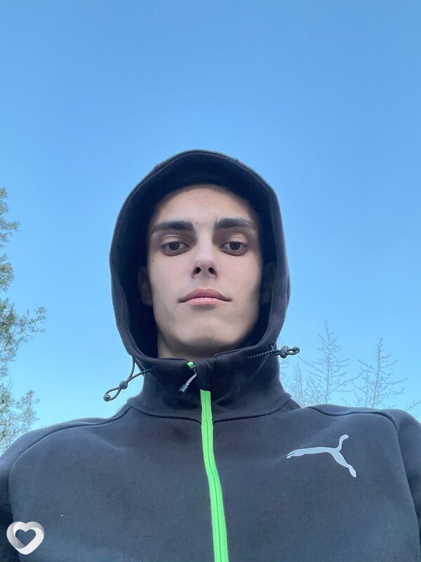 Nik, 19, Киеве — анкета №2936007