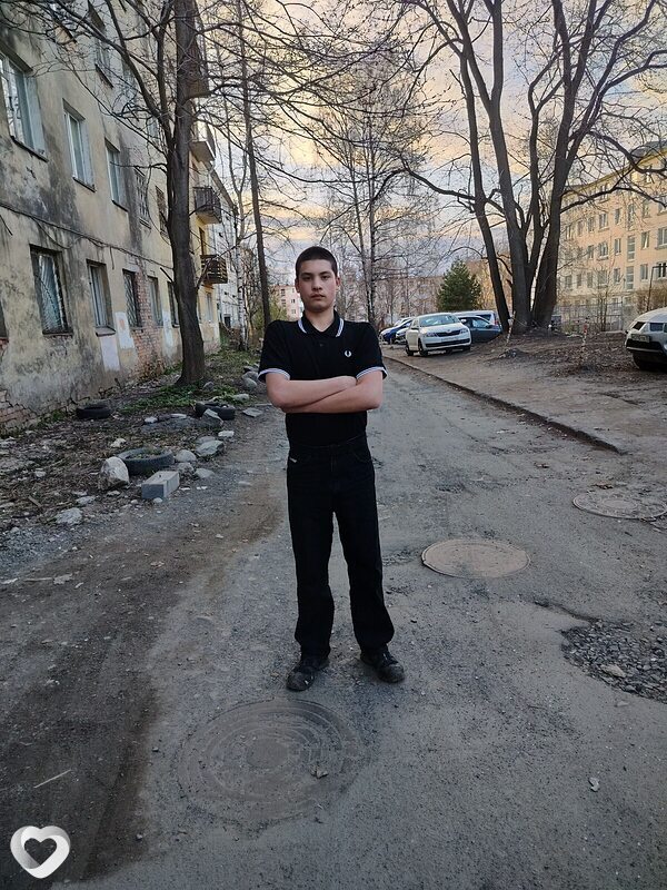 Антон Николаевич, 21, Екатеринбурге — анкета №2935882