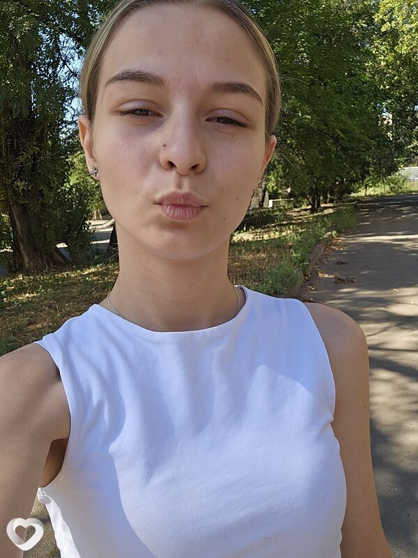 Ксюша, 25, Днепр — анкета №2936308