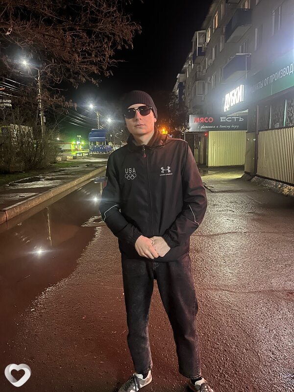 Владимир, 19, Москве — анкета №2936513