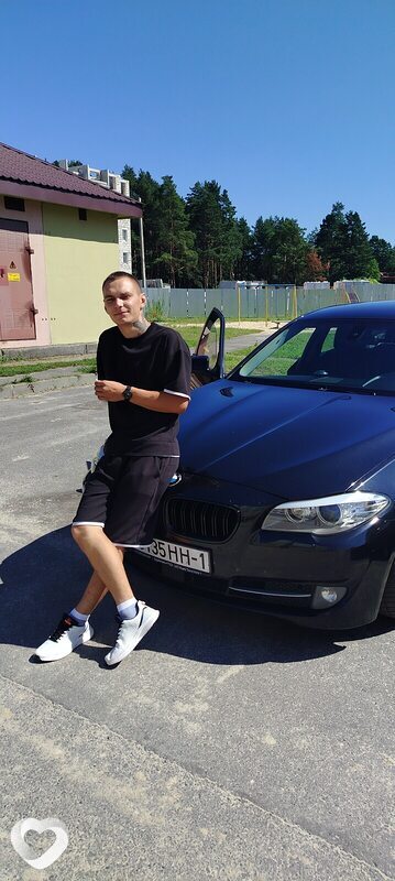 Юрий, 25, Житковичах — анкета №2936673