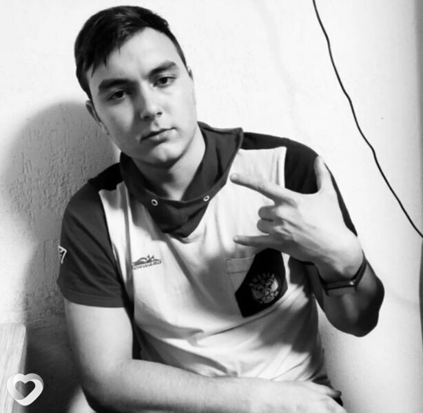 Дмитрий, 20, Екатеринбурге — анкета №2936817