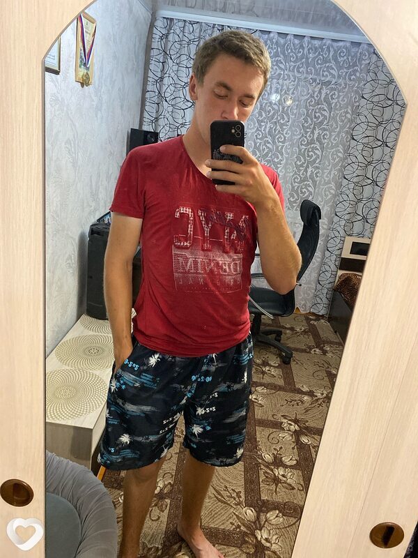 Александр, 23, Омске — анкета №2936966