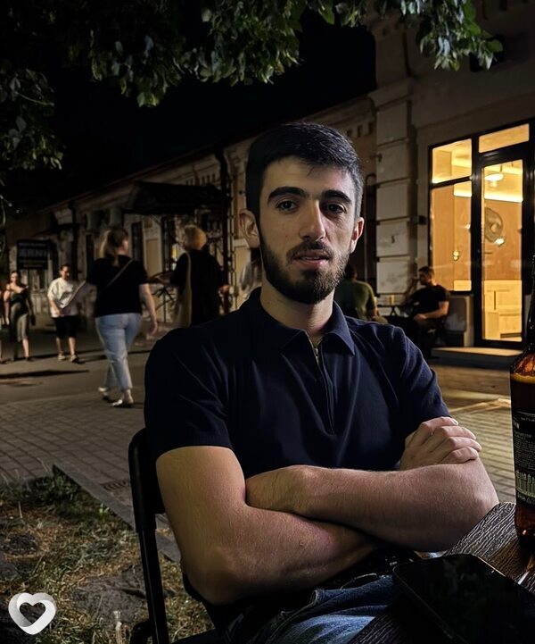 Hrach, 27, Ереван — анкета №2937230