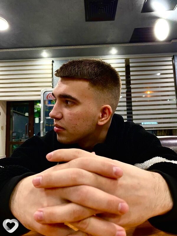 Рамиль, 21, Москве — анкета №2937858