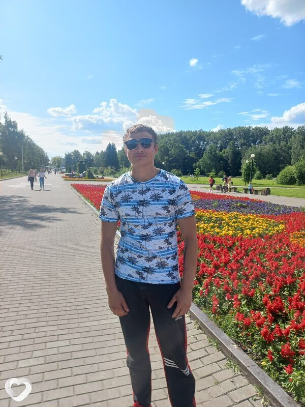 Лев, 28, Перми — анкета №2937601