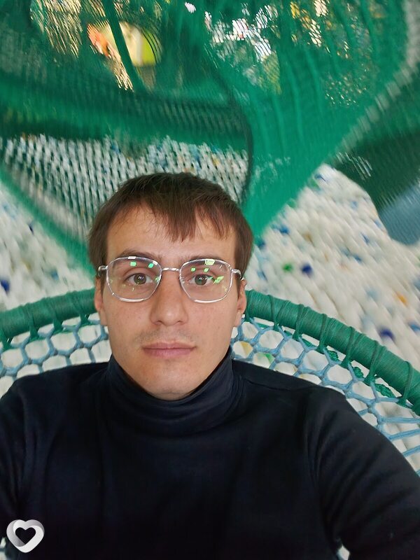 Александр, 29, Губкине — анкета №2938016
