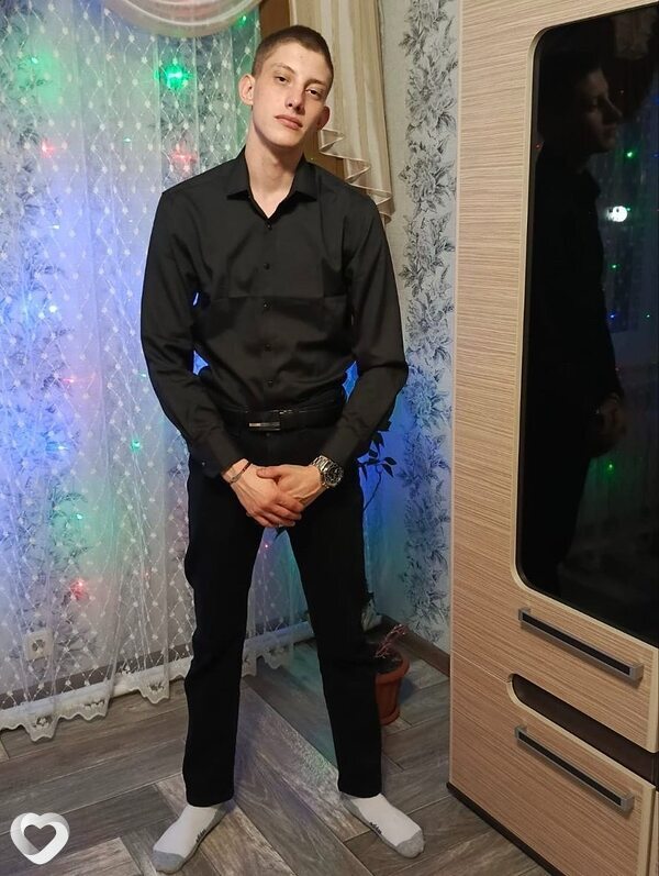 Алексей, 20, Омске — анкета №2938261