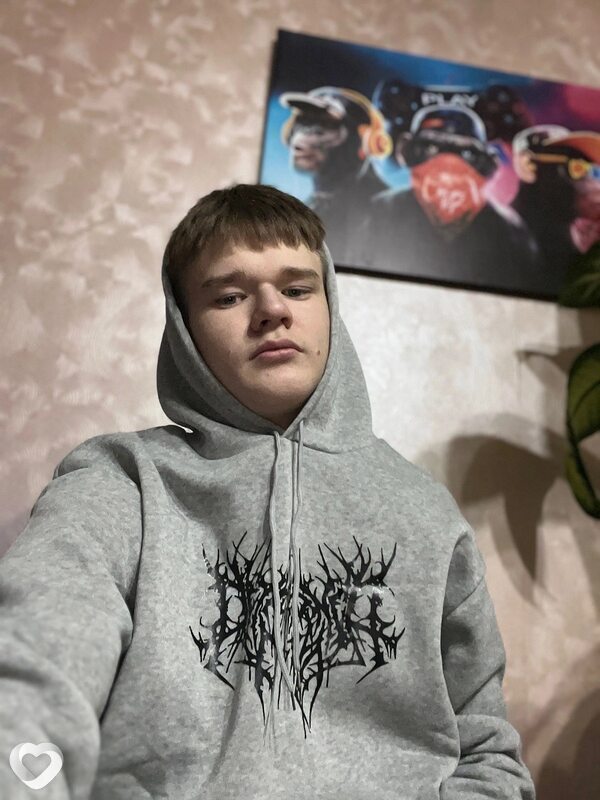 Leonid, 18, Москве — анкета №2938687