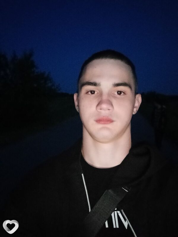 Кирилл, 19, Чебоксарах — анкета №2939275