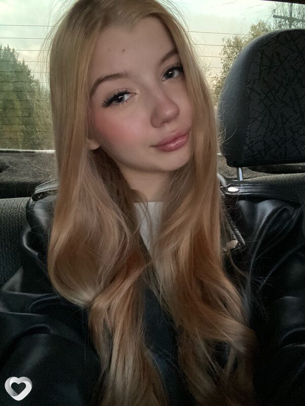Камилла, 19, Нижневартовске — анкета №2939231