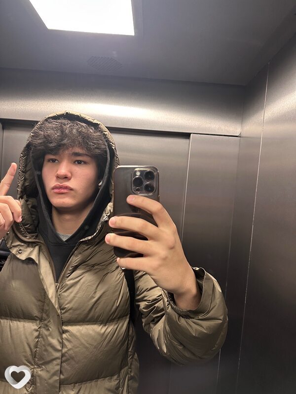 Тимур, 19, Москве — анкета №2939476