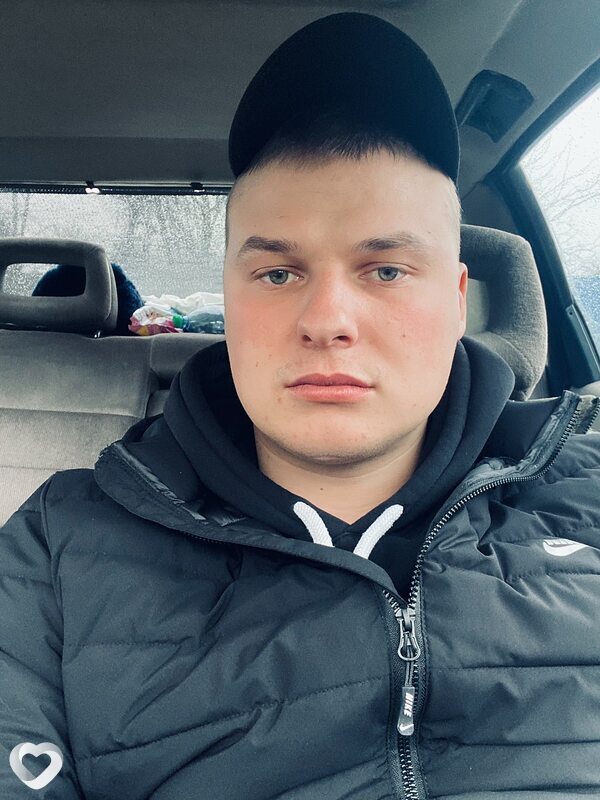 Андрей, 26, Череповце — анкета №2940187