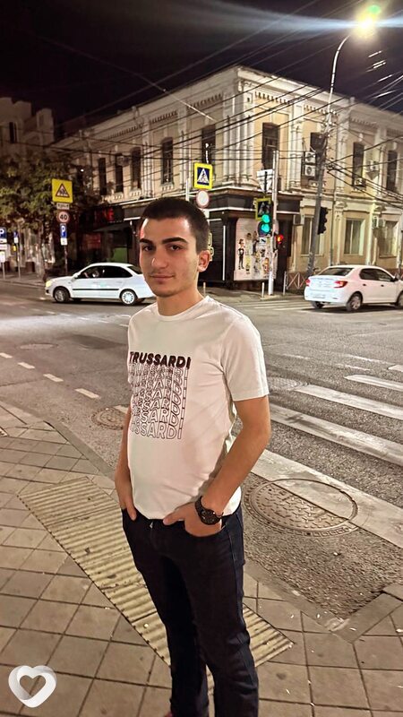 Георгий, 21, Краснодаре — анкета №2940344
