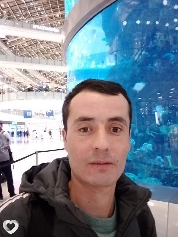 Алик, 27, Москве — анкета №2940420