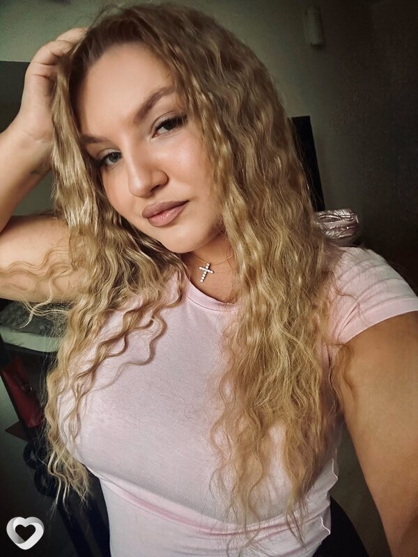 Аня, 19, Москве — анкета №2940728