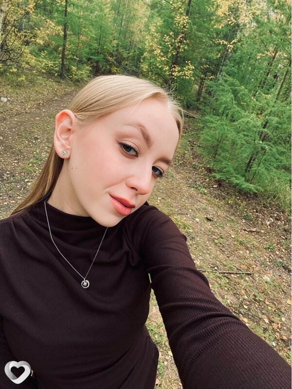 Екатерина, 21, Чите — анкета №2941075