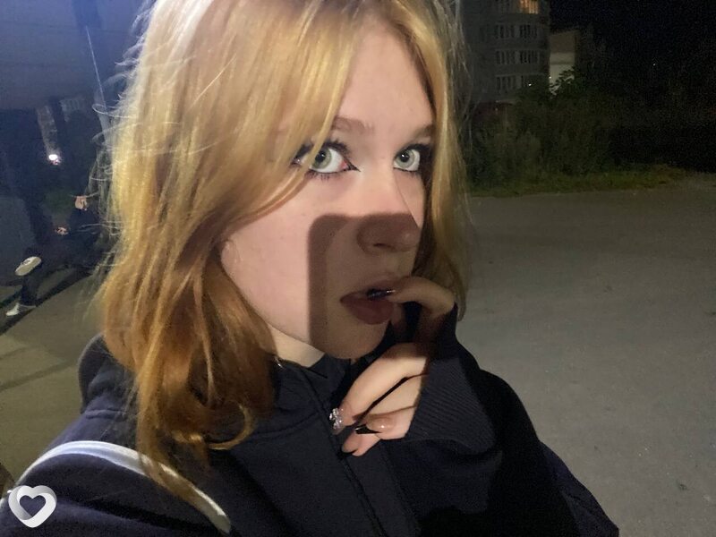 Анастасия, 19, Великом Новгороде — анкета №2941242