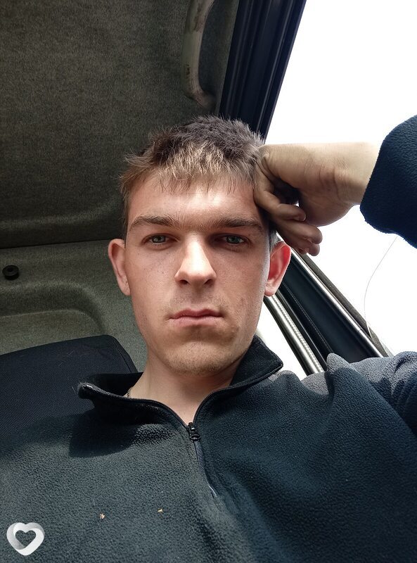 Паша, 24, Москве — анкета №2942029