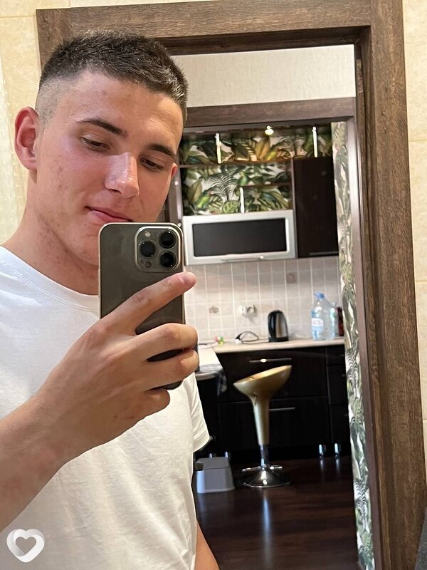 Сергей, 20, Барнауле — анкета №2941770
