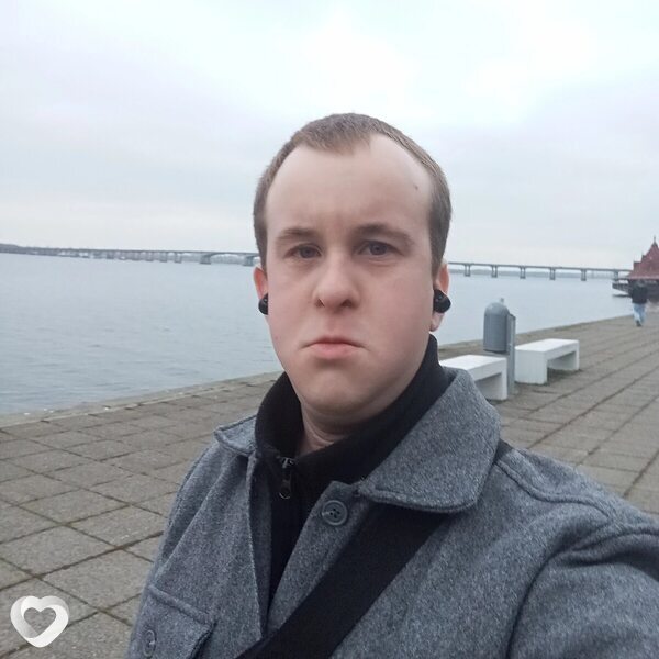 Денис, 25, Днепр — анкета №2941856