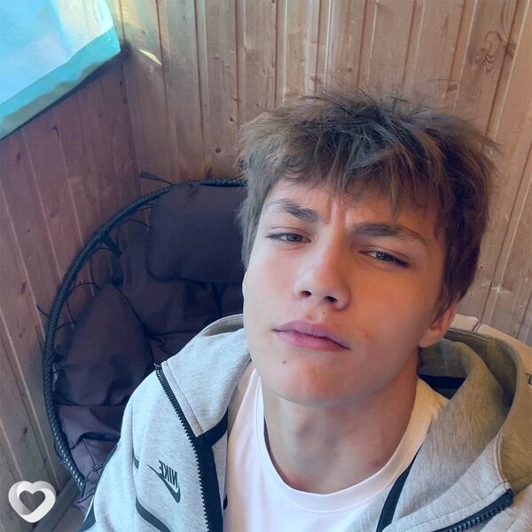 Тимофей, 19, Санкт-Петербурге — анкета №2942181