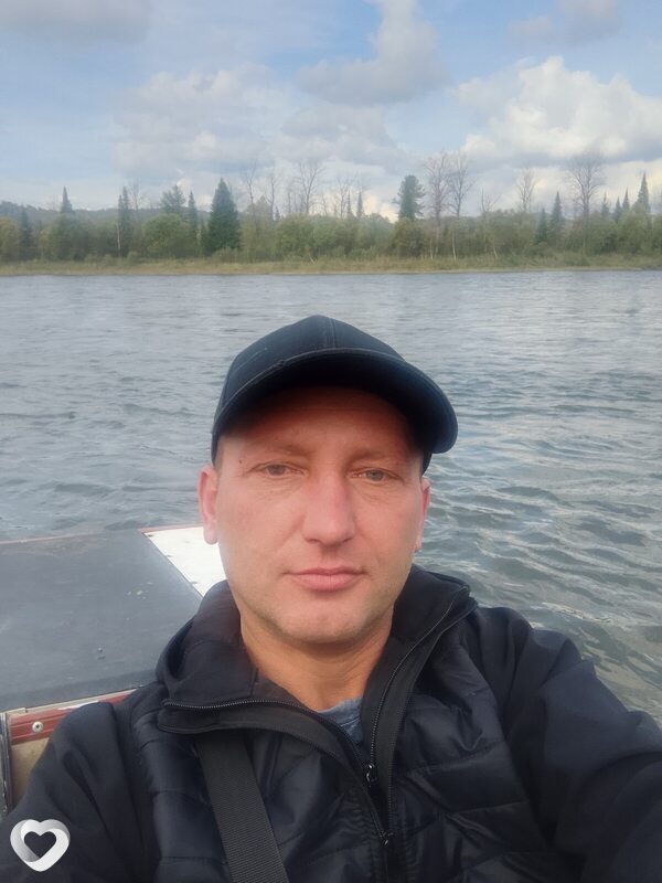 Олег, 38, Междуреченске — анкета №2942406