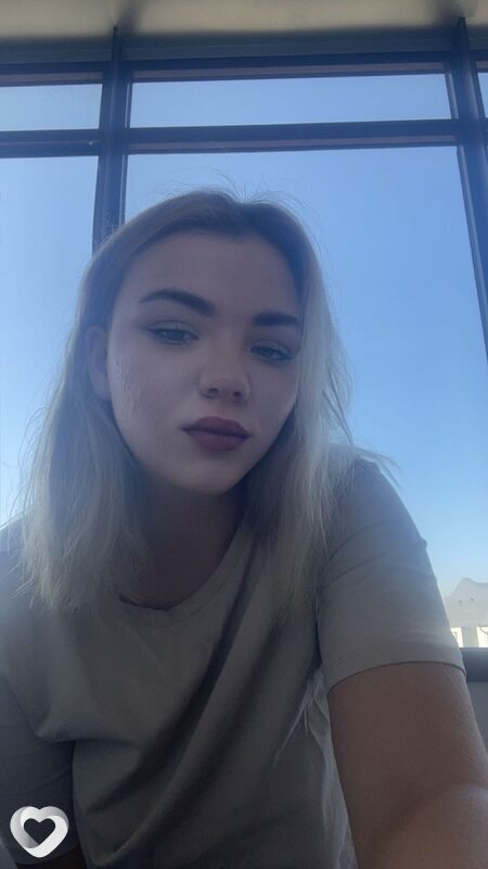 Виктория, 22, Абакане — анкета №2942410