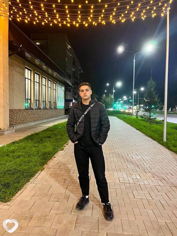 Михаил, 26, Новосибирске — анкета №2942485