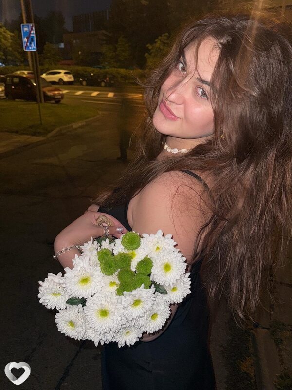 Dilara, 21, Минске — анкета №2942590