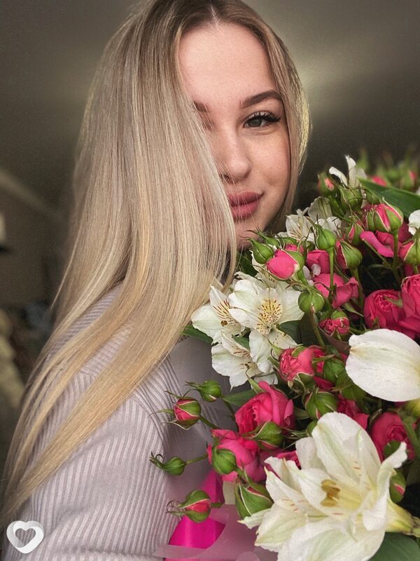 Ксения, 23, Ростове-на-Дону — анкета №2943149