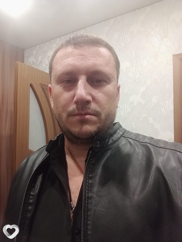 Роман, 39, Краснодаре — анкета №2943041