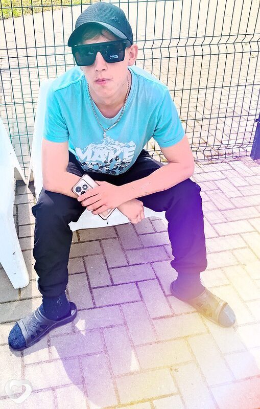 Жека, 25, Волхове — анкета №2943328